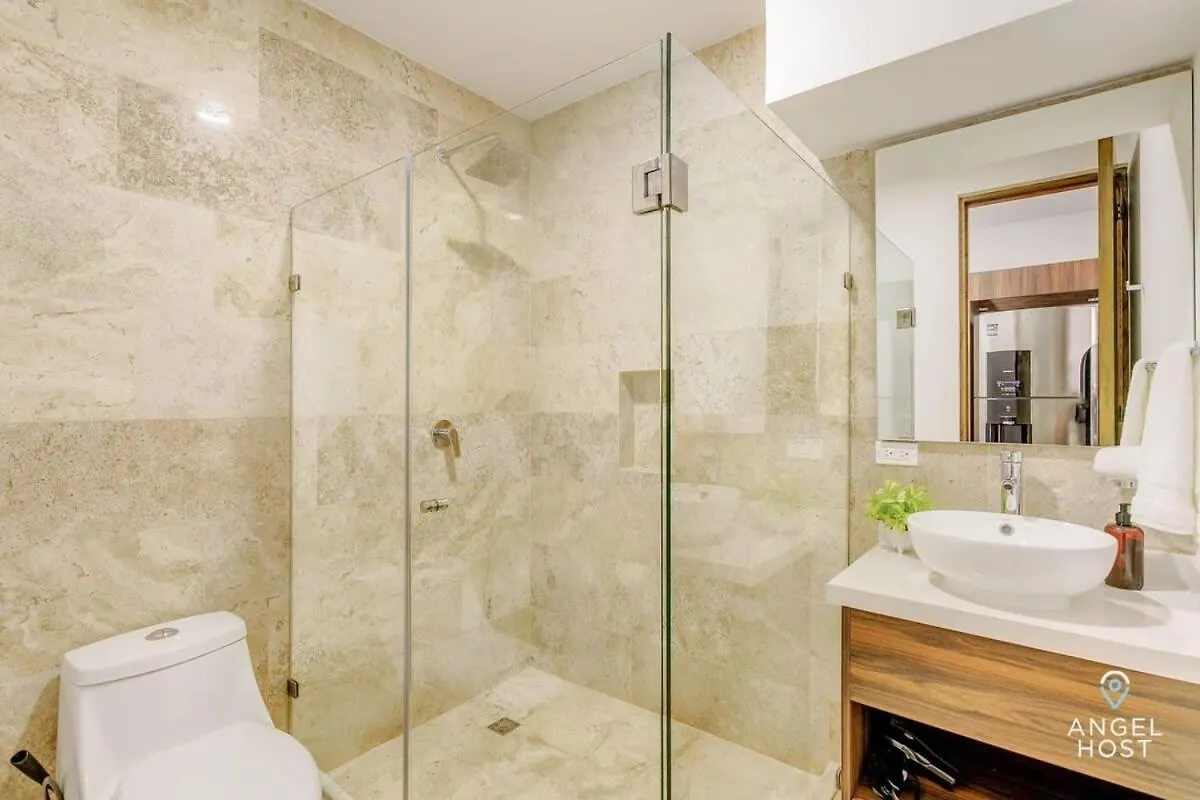 New! Adorable Midtown Studio, Pool, Wifi, Smart Tv Playa del Carmen 0*,
